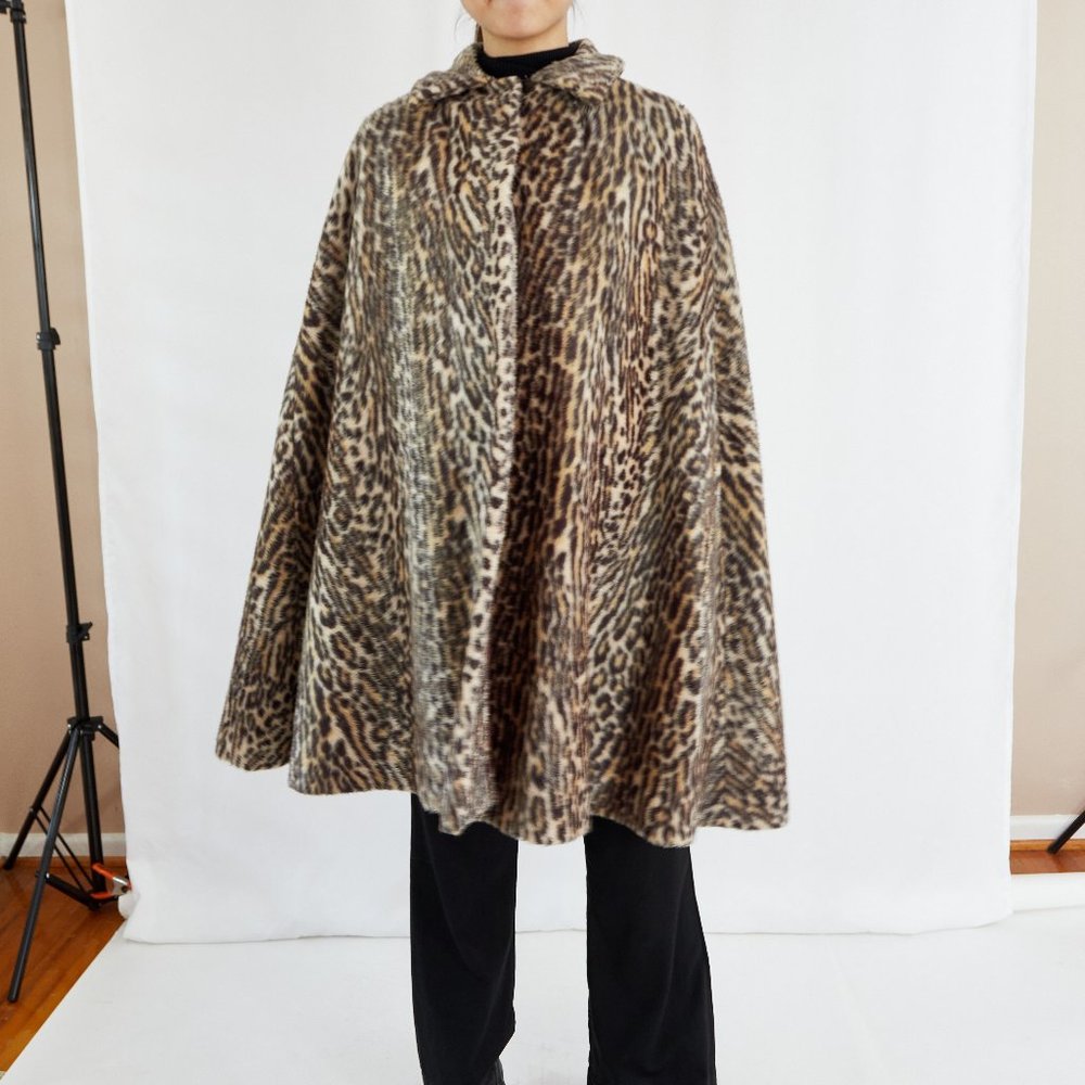 Faux Fuzzy Leopard Overcoat jacket poncho Winter Fall Cape Animal Print